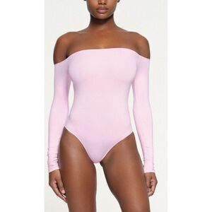 Skims Essential Off The Shoulder Bodysuit Cherry Blossom Nwt Size S/M